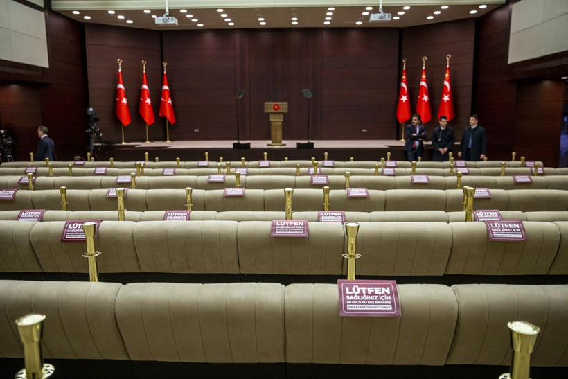 Çankaya Köşkü'nde dikkat çeken koronavirüs önlemi - Resim: 2