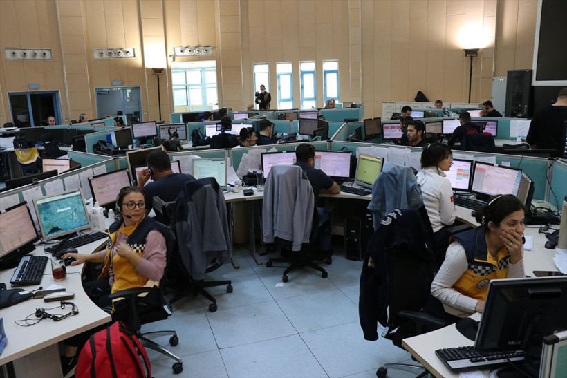 Babasını tıraş ettirmek isteyen de kolonyası biten de 112'yi aradı - Resim: 3