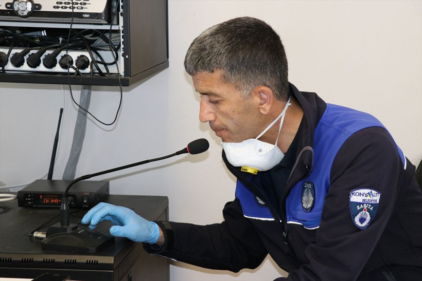 Antalya'da 5 dilde 'evde kal' uyarısı yapıldı - Resim: 1