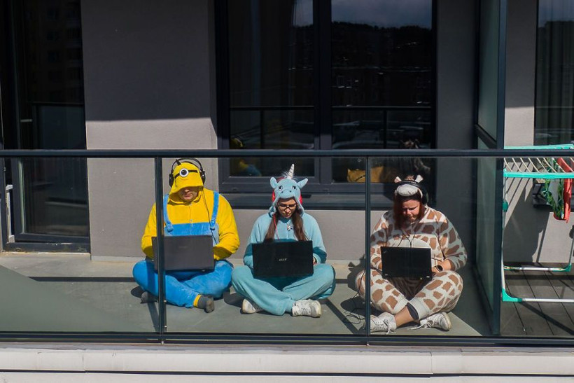 Drone ile çekilen eğlenceli karantina pozlarına yenileri eklendi! - Resim: 3