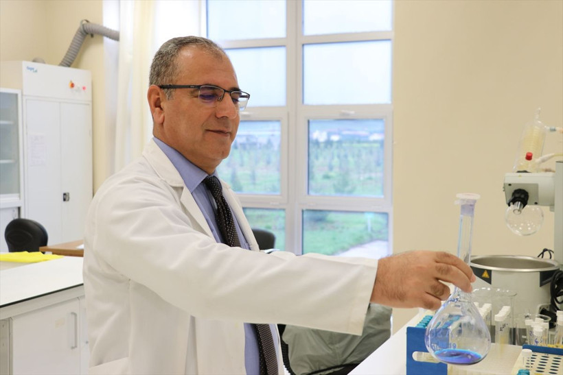 Teröristlerin baskınından samanlıkta saklanarak kurtuldu profesör oldu - Resim: 4