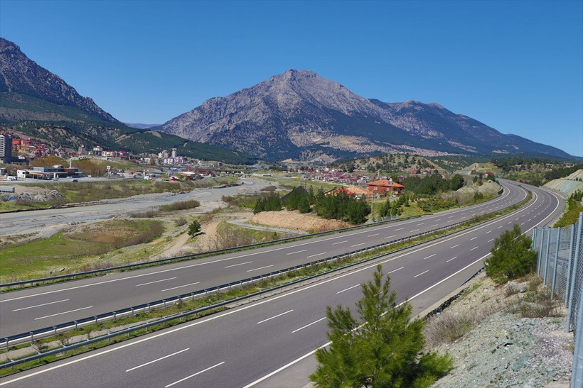 İçişleri Bakanlığından hafta sonu 31 ildeki sokağa çıkma yasağına ilişkin genelge - Resim: 2