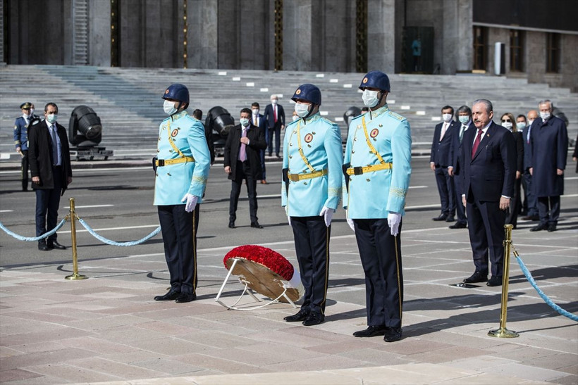 TBMM 100 yaşında! 23 Nisan törenleri başladı bir asırlık gurur - Resim: 2