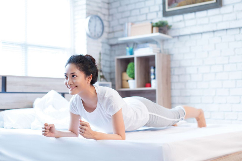 Sabahları yataktan kalkmadan yapabileceğiniz egzersizler! - Resim: 4