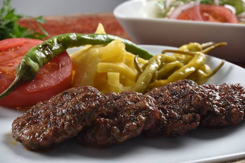 İftar için İnegöl köfte yapmaya ne dersiniz işte tarifi - Resim: 1