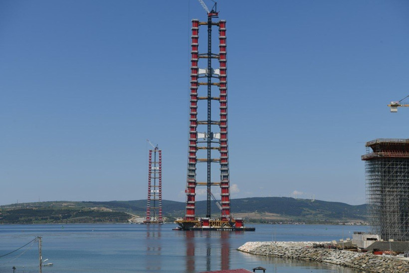 Çanakkale Köprüsü’nün ayakları tamam son hali görüntülendi şimdiden göz kamaştırıyor - Resim: 3