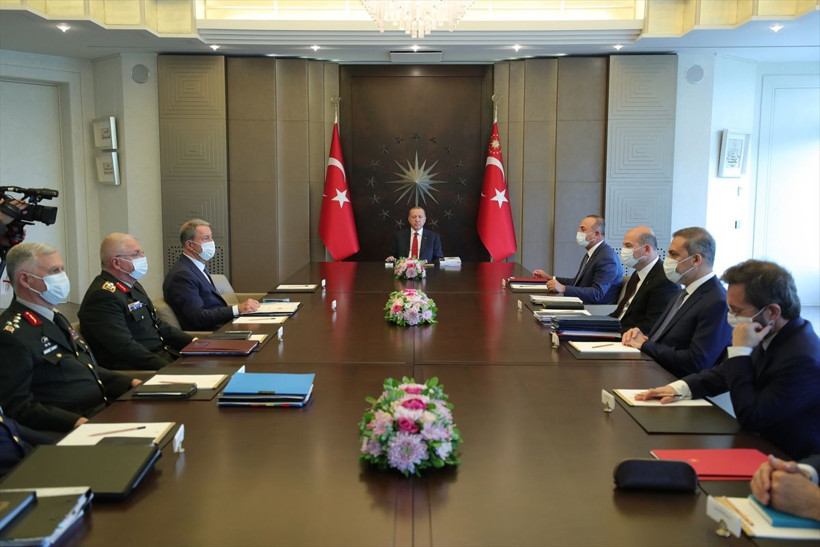 Cumhurbaşkanı Erdoğan başkanlığında güvenlik toplantısı gerçekleştirildi - Resim: 2