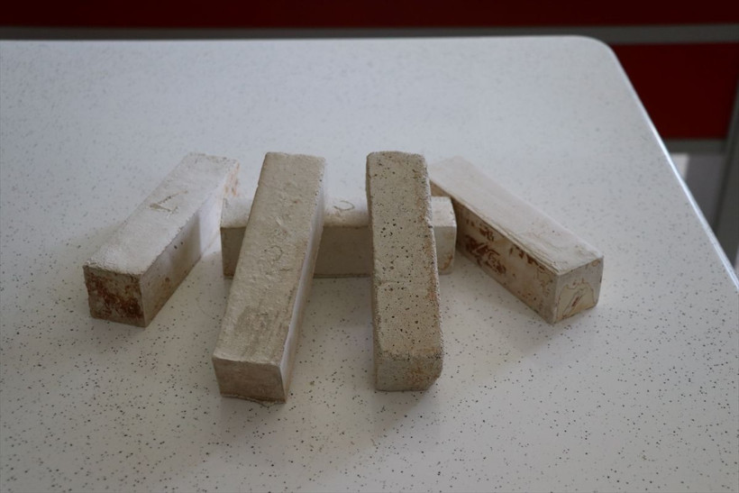 Niğde'de lise öğrencisi talaştan tuğla üretti - Resim: 3