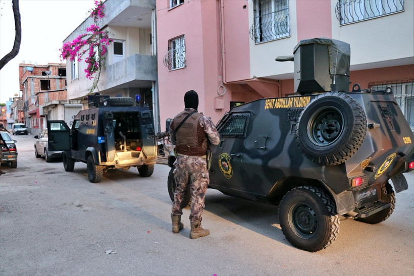 Adana'da büyük PKK operasyonu! Patlayıcılardan parmak izleri çıktı - Resim: 2