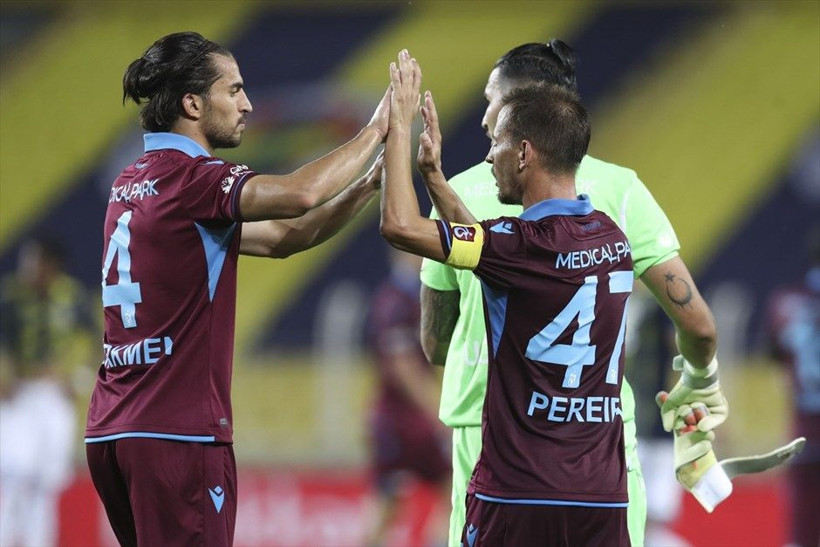 Fenerbahçe'nin paralarını çatır çatır yiyin! Yazıklar olsun - Resim: 4