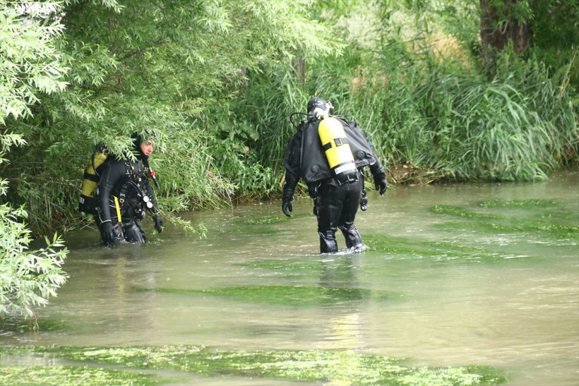 Van Erciş'te kaybolan 2 yaşındaki Melek aranıyor - Resim: 3