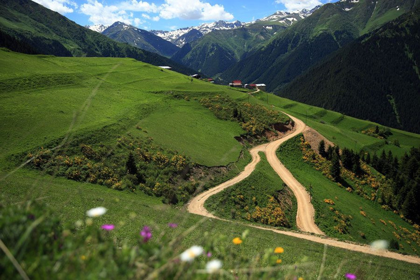 Bulutların üzerindeki İkizdere Vadisi ilgi çekiyor - Resim: 3