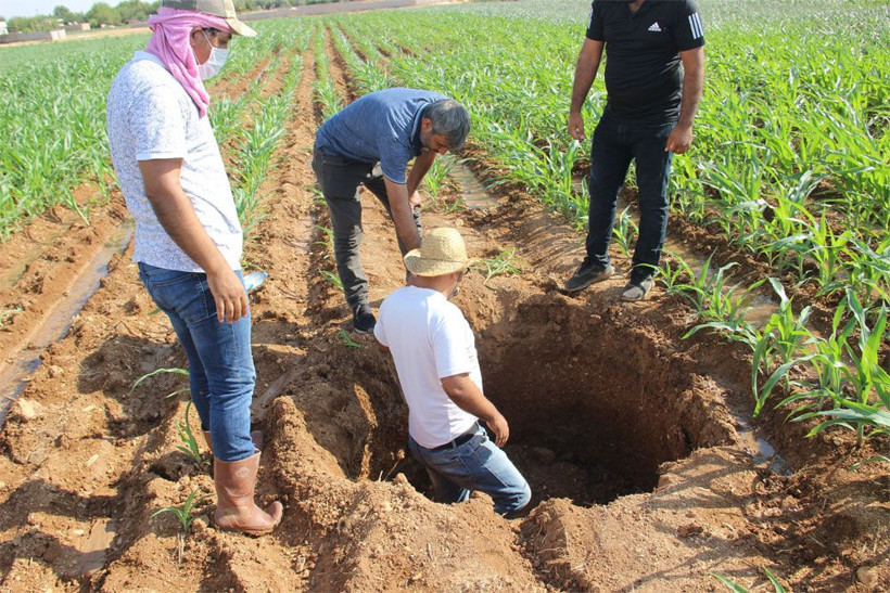 Malatya depremi sonrası Şanlıurfa’da dev obruk! Köylüler şokta - Resim: 3