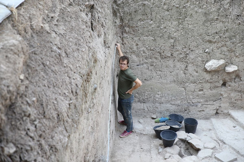 Hatay'daki kazıda 3500 yıllık iskelet çıkarıldı kadının kökeni ve hayat şaşırttı - Resim: 1