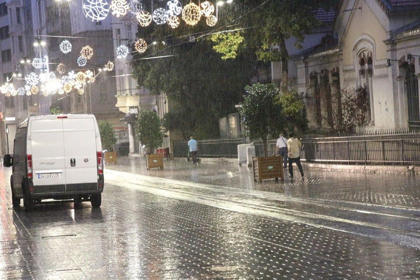 Meteoroloji'den İstanbul'a uyarı! Sel su baskını yıldırıma karşı dikkatli olun - Resim: 2