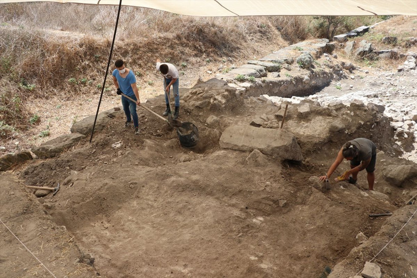 Balıkesir'de bulundu 2 bin 600 yıllık Lidya mutfağında 'fare kafatası' - Resim: 1