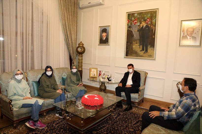 Sivaslı üçüzlerin tıp fakültesi başarısı - Resim: 3