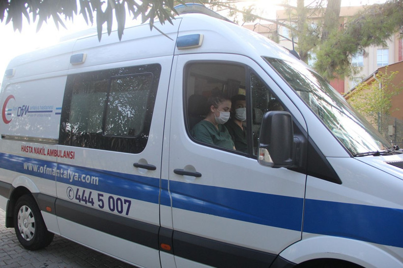 Antalya'da yüzsüzlüğün bu kadarı pes dedirtti! Hemşireye terlikle saldırdılar - Resim: 4