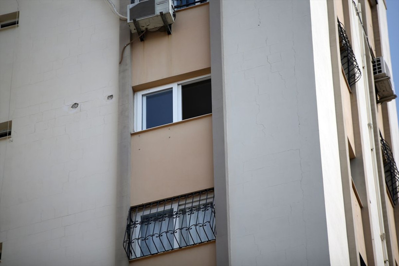 Adana'da cam silerken 11. kattan düşen kadın hayatını kaybetti - Resim: 2