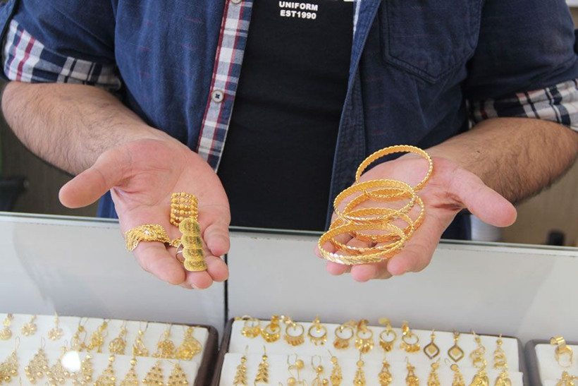 Evlenecek gençler talep etti aşiret takıya sınır getirdi 70 bin  TL - Resim: 2