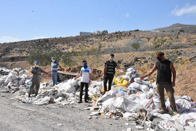 İzmir'de çevreyi adeta çöplüğe çevirdiler! Tepki gösterip alkışladılar - Resim: 1