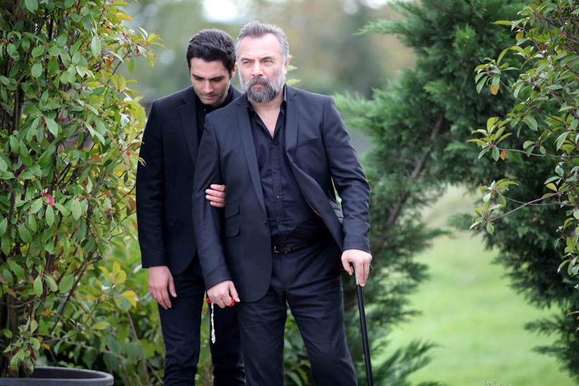 ATV'nin en uzun soluklu dizisi Eşkıya Dünyaya Hükümdar Olmaz'a bomba transfer - Resim: 3