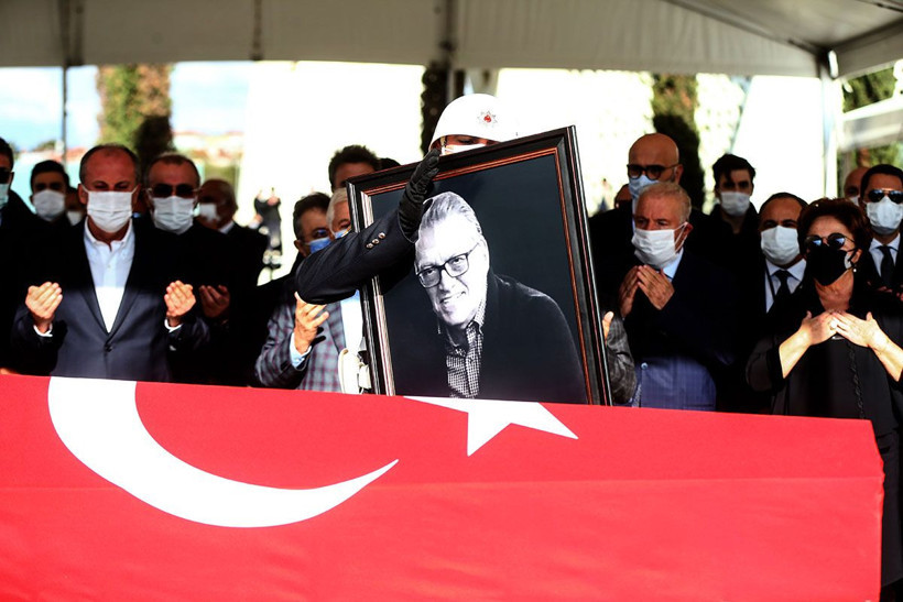 Mesut Yılmaz son yolculuğuna uğurlandı! Mesut Yılmaz nereli eşi ve çocukları - Resim: 3