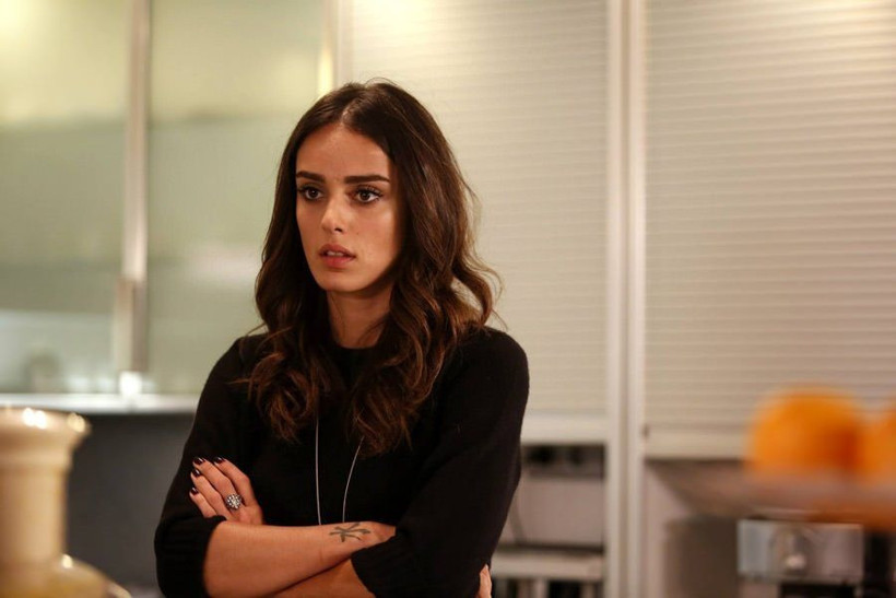 Bestemsu Özdemir İzmir depremi sonrası eğlenenlere ateş püskürdü - Resim: 1