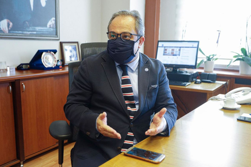 Otobüste telefondaki kişiye Covid-19 testinin pozitif çıktığını söyledi yolcular duyunca... - Resim: 3