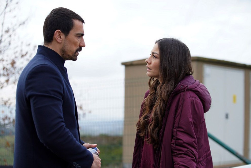 TV8 Doğduğun Ev Kaderindir'den İbrahim Çelikkol'un ayrılacağı iddiası şoke etti! - Resim: 1