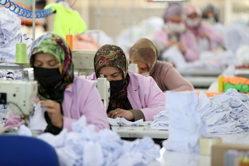 Bursa'da bileziklerini satıp bu işe başladı paraya para demiyor! Dünyaya satıyor - Resim: 1