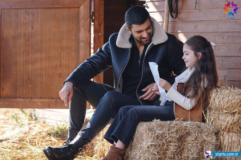 Star'daki Sefirin Kızı'nda başrol oyuncusu resmen veda etti final kapıda! - Resim: 2
