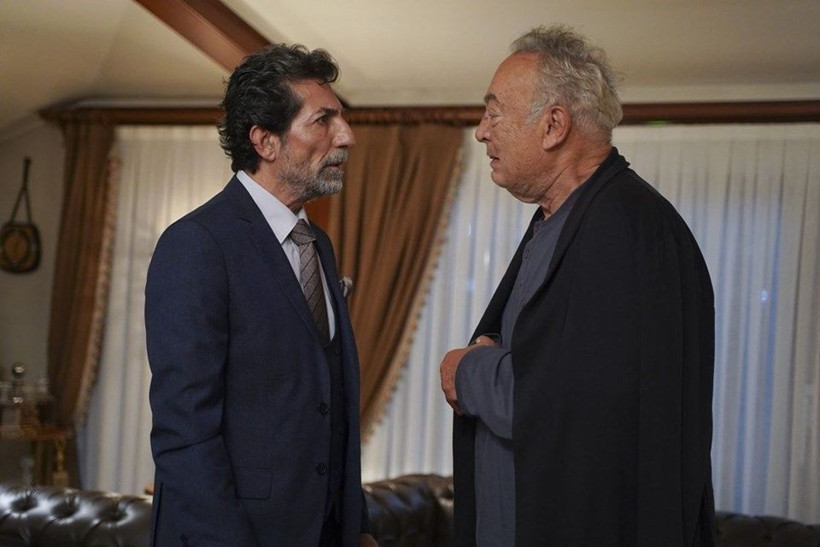 Özcan Deniz Mahsun Kırmızıgül için Mehmet Ulay bakın neler söyledi 'Kıro muamelesi...' - Resim: 1