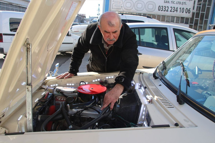 Konya'da gören 'sakın satma' diyor! 6. evladı gibi gördüğü Anadol otomobiline gözü gibi bakıyor! - Resim: 4