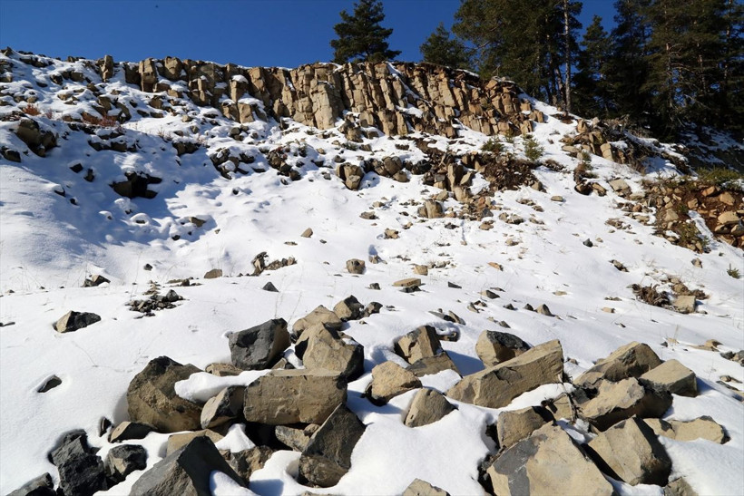 Bolu'da yeryüzüne çıktı 20 metreye yükseldi gören şaştı kaldı - Resim: 4