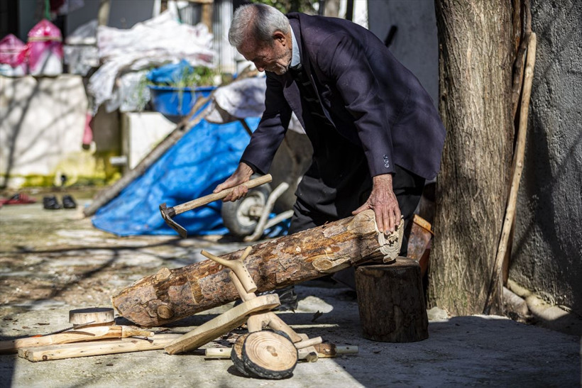 15 yaşındayken dedesi öğretti! Hataylı Mehmet usta 60 yıldır yüzleri güldürüyor - Resim: 4