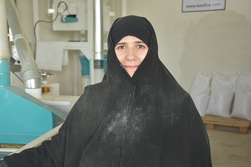 Devletten hibe alıp değirmen kurdu! Hümeyra Hanım, ata yadigarı buğdaylara hayat veriyor - Resim: 4