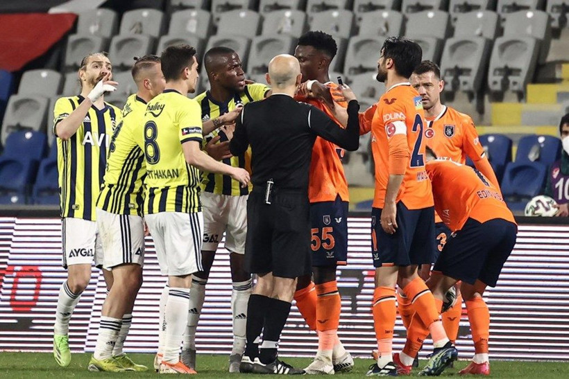 Nihat Kahveci'den Aykut Kocaman'a Demba Ba tepkisi: Yüzüne bakmadı ama... - Resim: 2