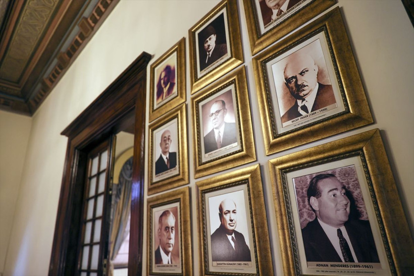 23 Nisan'ın ve yakın tarihin tanığı Cumhuriyet Müzesi 40 yıldır tarihseverleri ağırlıyor - Resim: 2