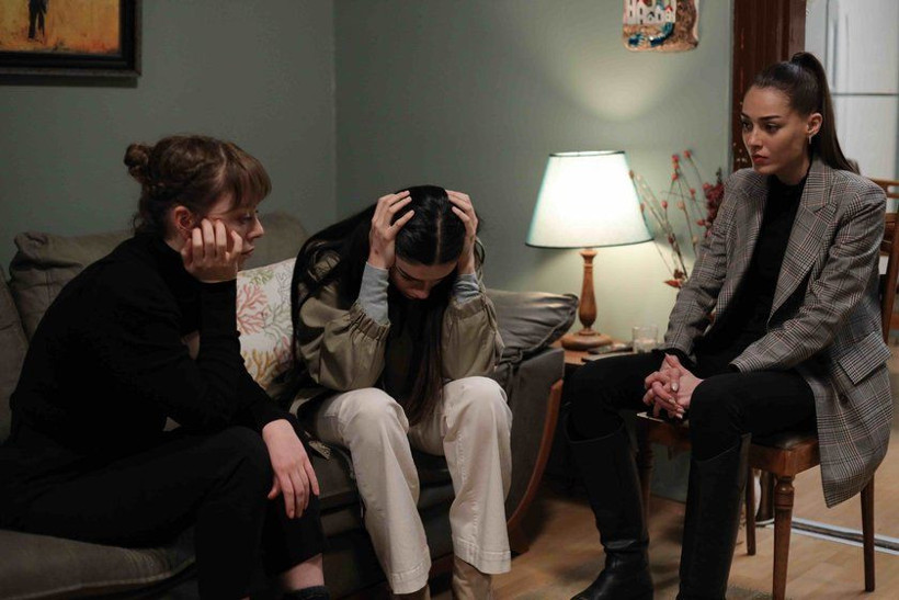 Show TV dizisini Camdaki Kız tepe taklak etti final kararı çıktı! - Resim: 1