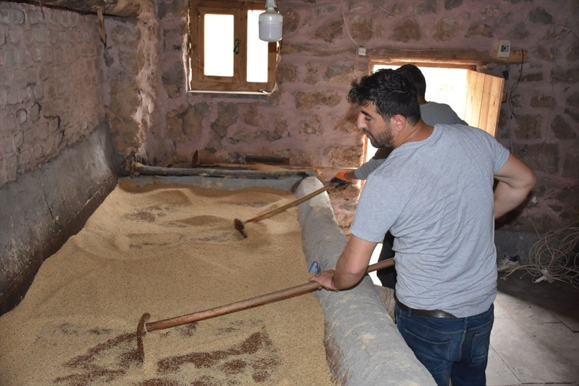 Hakkari'de üretti ünü dünyaya yayıldı! ABD, İran, İsviçre, İngiltere'den sipariş yağıyor - Resim: 2