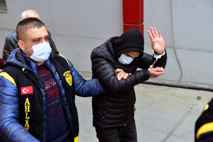 Çatıda parçaladılar! Polis, 5 milyon TL'lik araç çalan çeteyi kılık değiştirip çökertmiş - Resim: 2