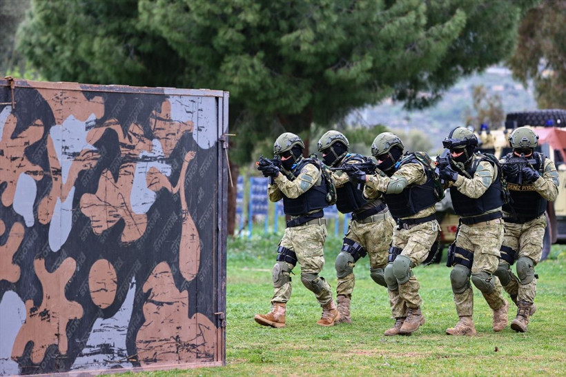 TSK içinde onlara 'timsah' deniyor! Sonunda görüntülendiler - Resim: 2