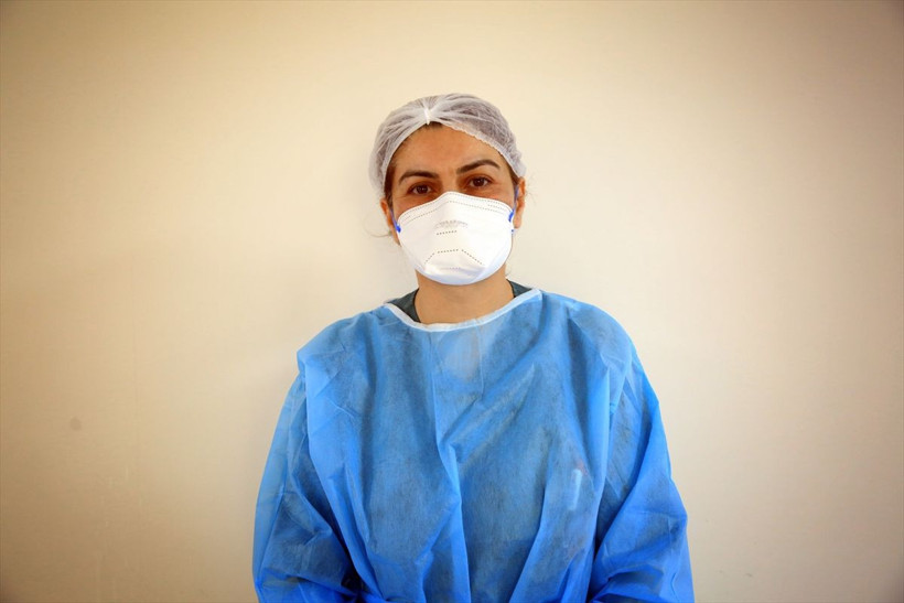 'Covid-19 savaşçısı' hemşireler, rahat nefes alacak günleri özlüyor - Resim: 1