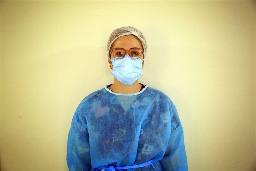 'Covid-19 savaşçısı' hemşireler, rahat nefes alacak günleri özlüyor - Resim: 2