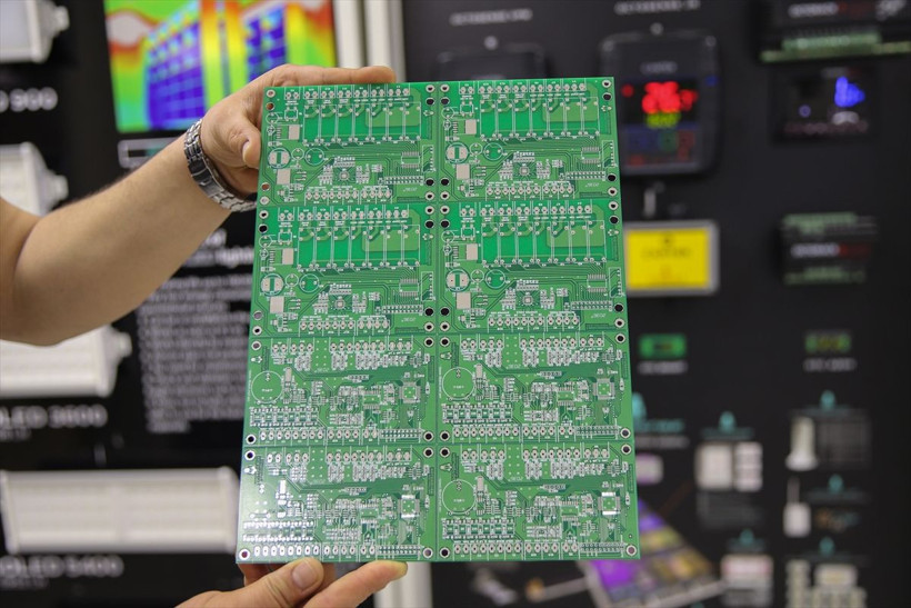 Babası şoför annesi terziydi o milyoner oldu! Küçük atölyede başladı 65 ülke peşinde - Resim: 4