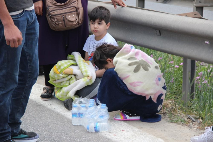 Kocaeli TEM'de otobüsler çarpıştı! Giresun'da 'katil kamyonet' tünelde 2 can aldı - Resim: 3