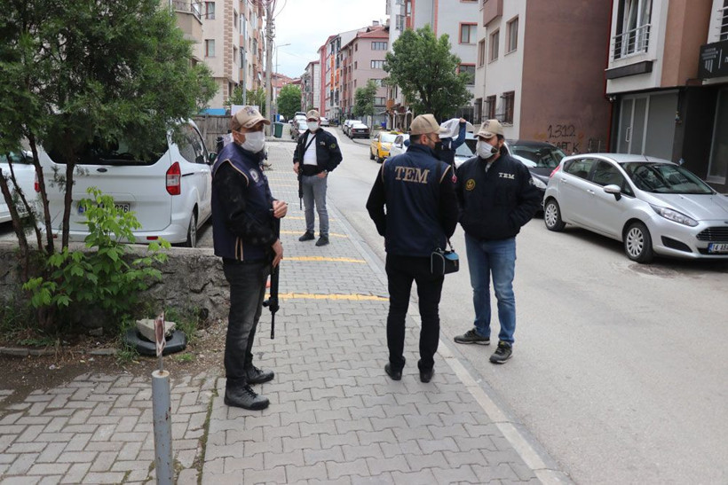 İnterpol tarafından aranan DEAŞ’lıya şafak baskını! Bolu'da yakalandı - Resim: 1