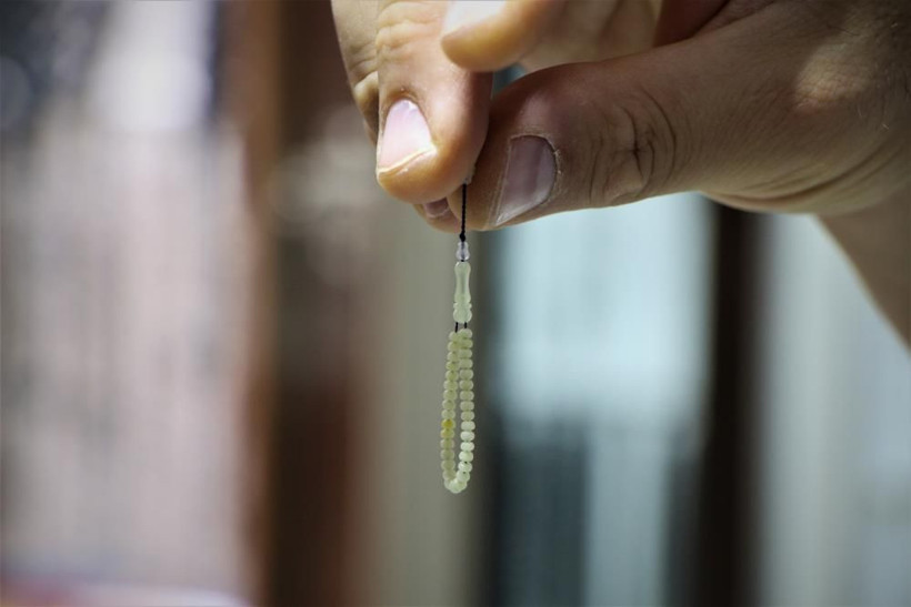 50 milyon yıllık fosil kullandı! Elazığ'da dünyanın en küçük tespihini yaptı Guinness'e aday - Resim: 4