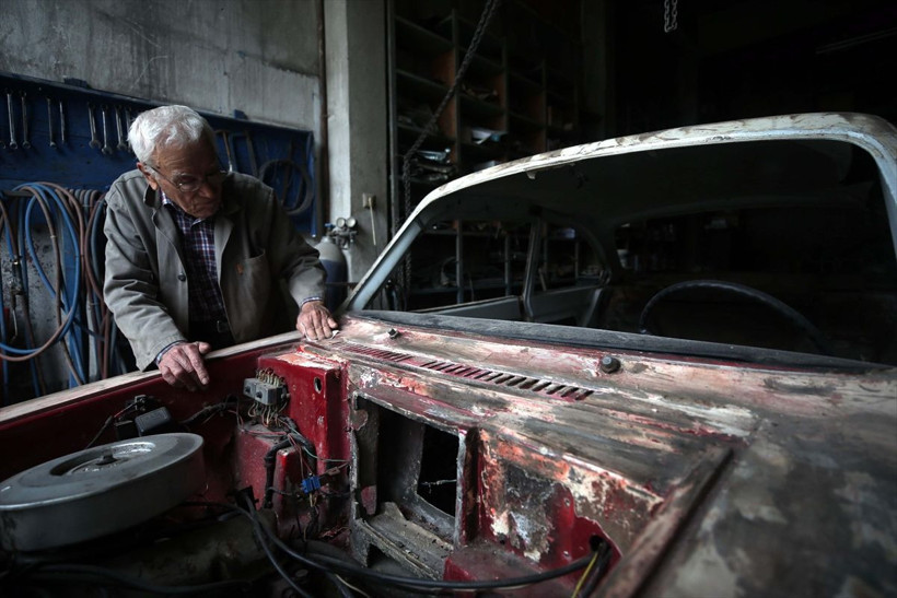 Yaşını duyan inanmıyor bir kere yaptı kurtulamadı! 'Dede Suat' hayat veriyor - Resim: 1